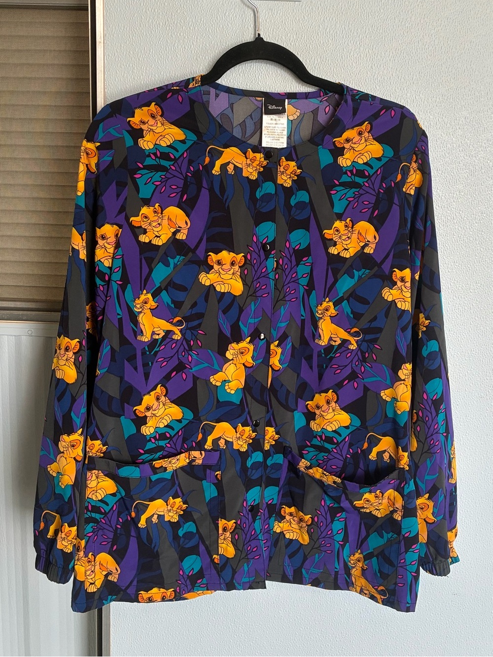 Disney Snap Down Scrub Medical Top Purple Lion King Print Women's Medium